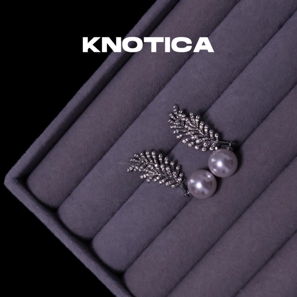 KNOTICAL｜羽毛珍珠耳钉