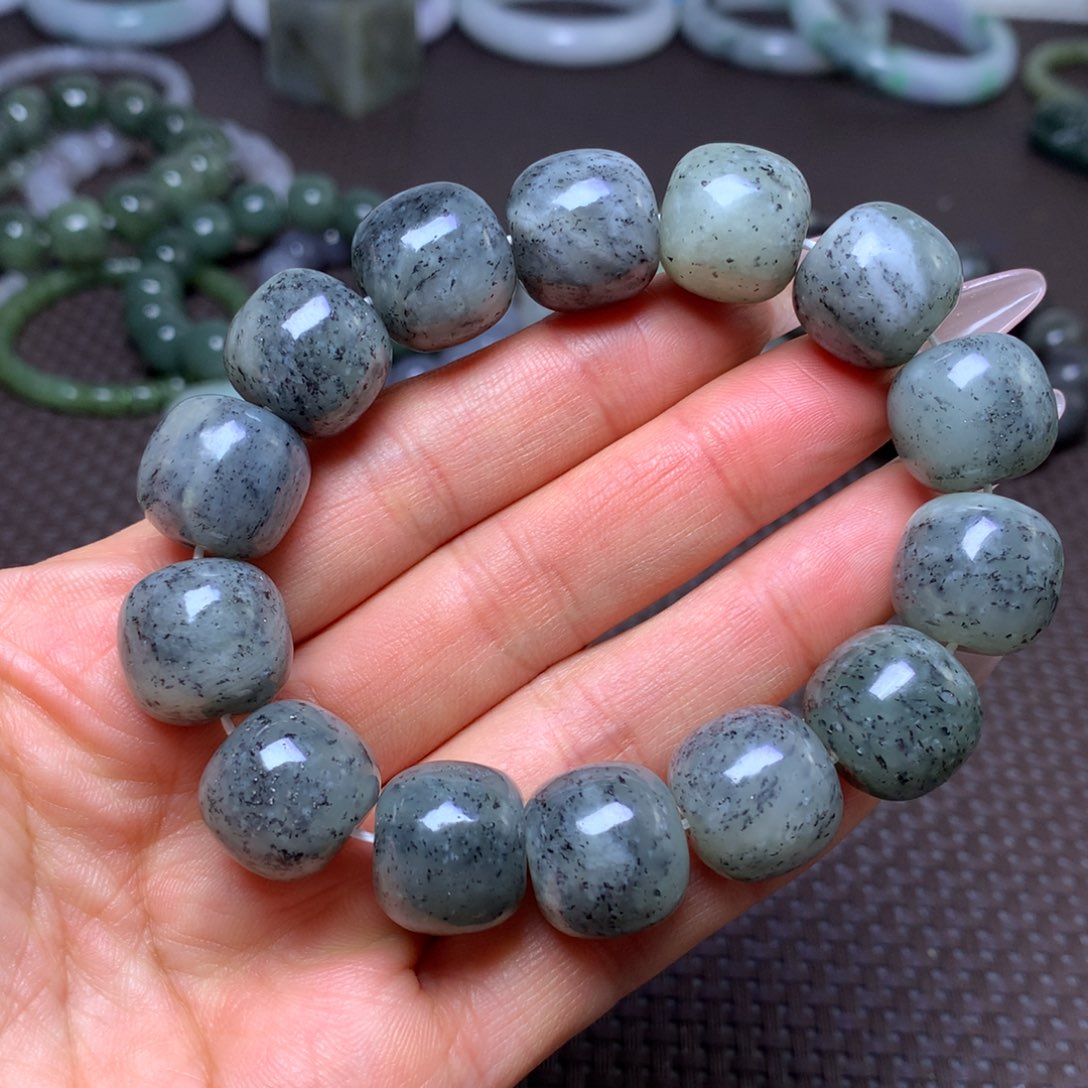 未镶嵌手串和田玉卡16