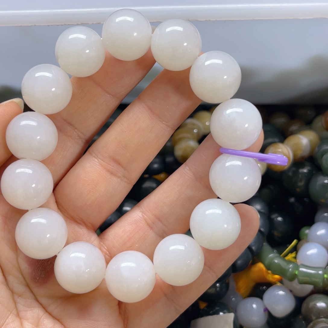 未镶嵌手链和田玉