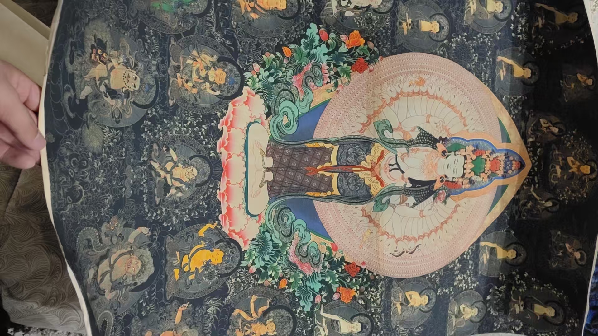 A27高端精品黑金千手千眼绘画类唐卡