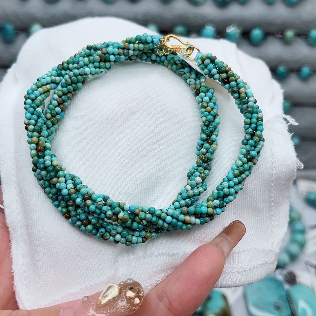 绿松石绿松石未镶嵌