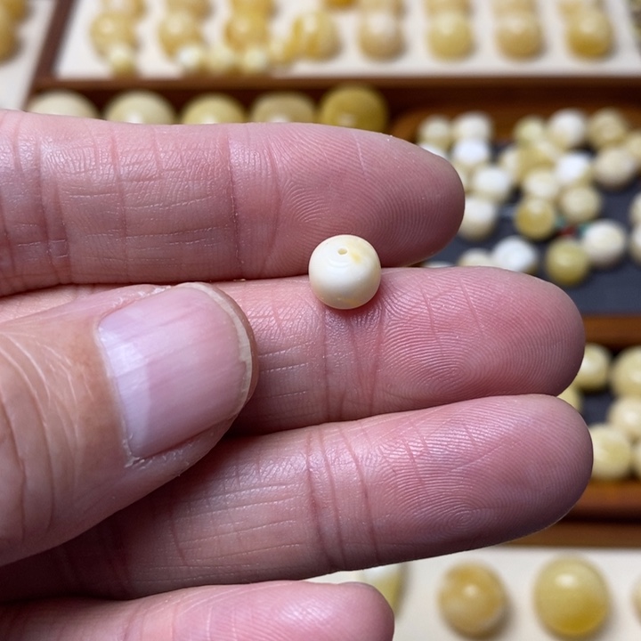 蜜蜡琥珀画未镶嵌刷*