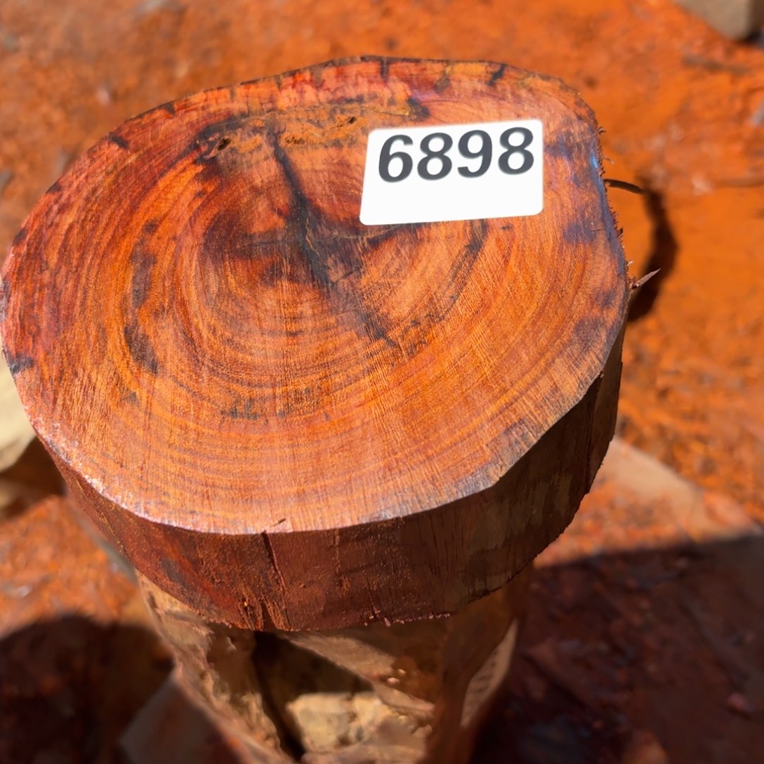 成***.染料紫檀（血檀）6898