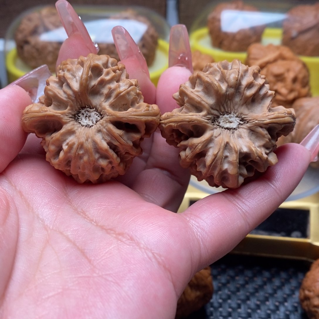 文玩核桃吊坠全品龙门41