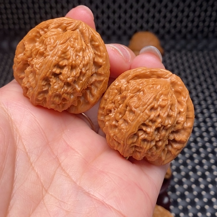 文玩核桃吊坠8白狮子37