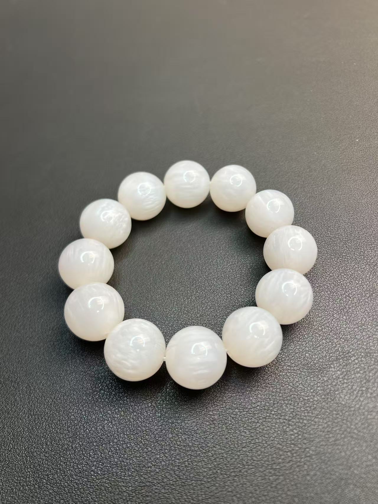 1094-精选手串g 无礼盒