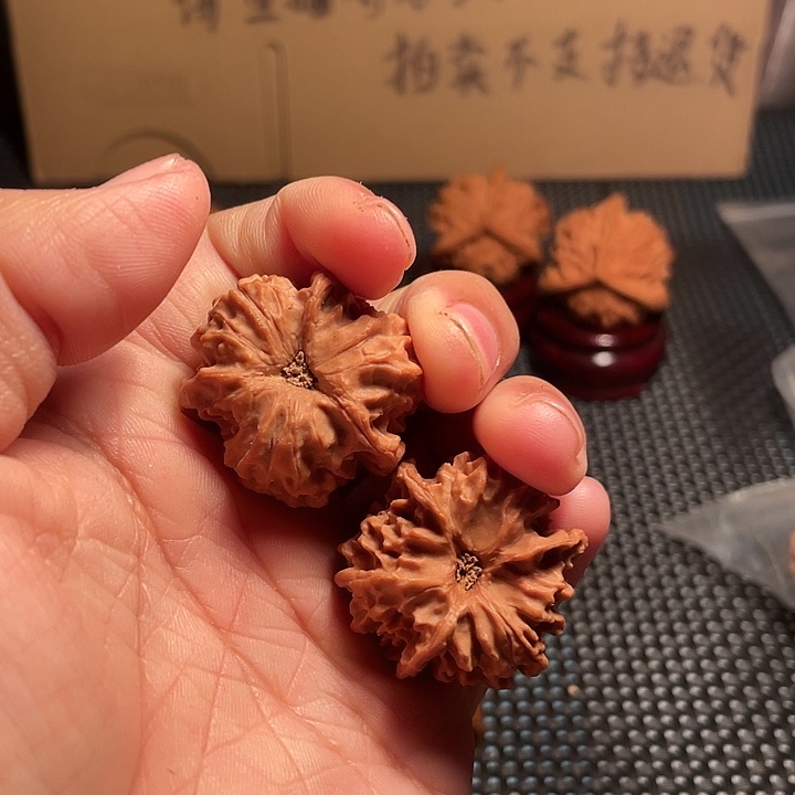 文玩核桃吊坠32mm野生龙门涧三棱