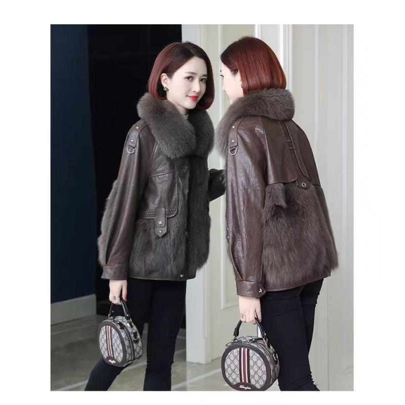 2025款托斯卡海宁时尚显瘦外套加厚冬季皮毛一体