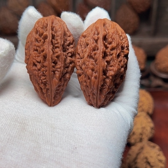 文玩核桃吊坠蚂蚁棍