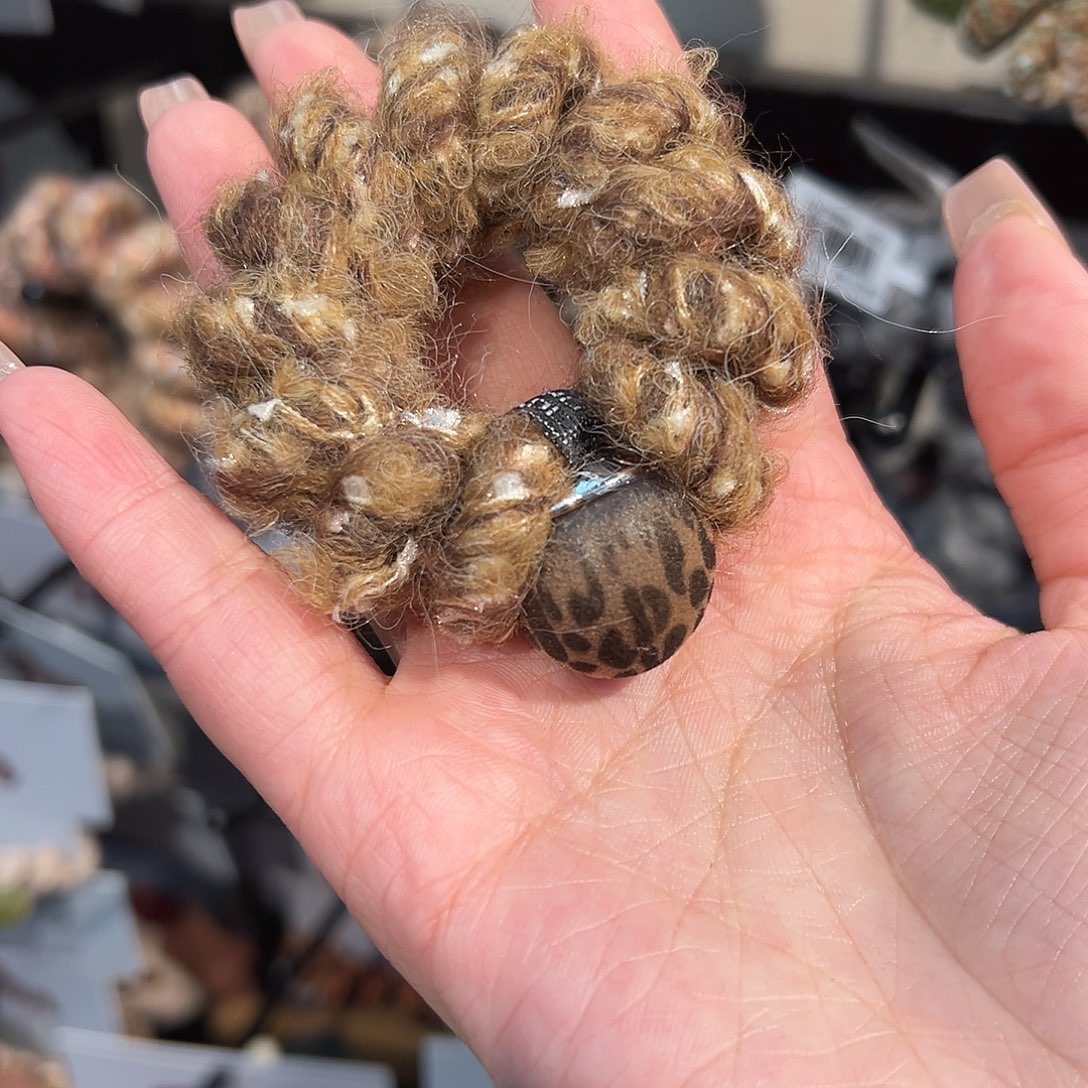 布艺铁合金豹纹豆豆