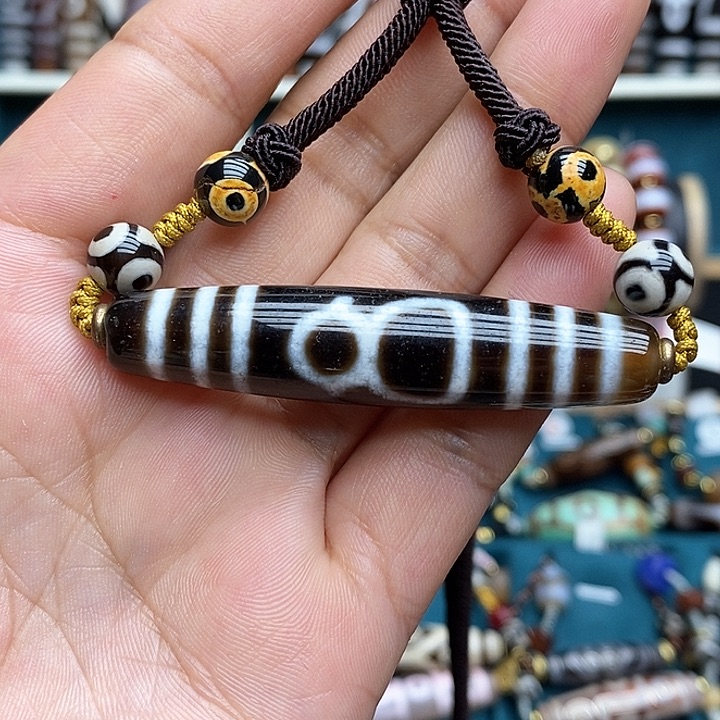 玛瑙/玉髓颈饰合金