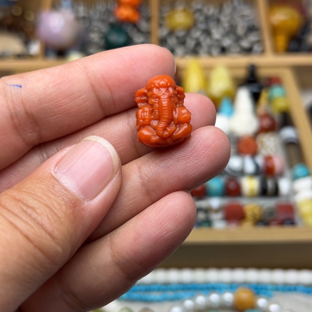 南红玛瑙14*13mm象神未镶嵌