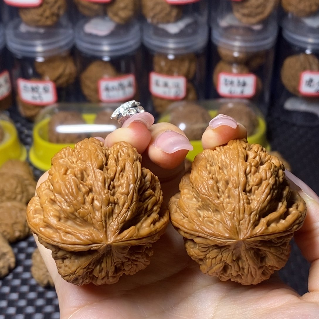 文玩核桃把件大粗筋肚子50边48