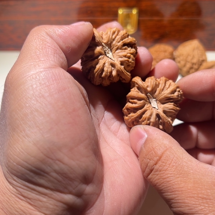 文玩核桃把件7**丶蜜纹