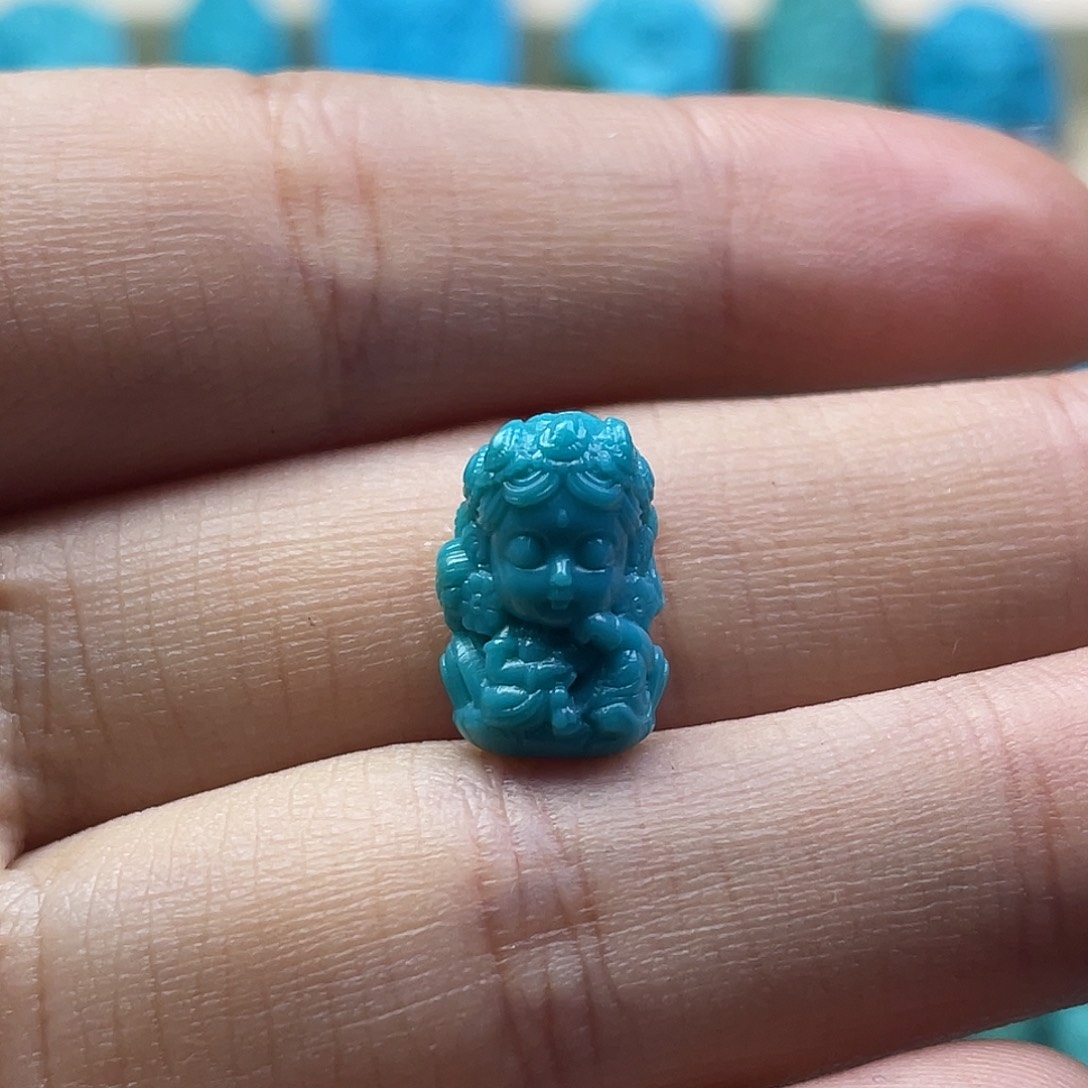 绿松石未镶嵌颈饰