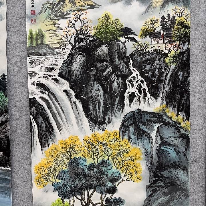 国画花鸟的翅膀和翅膀都是白色的