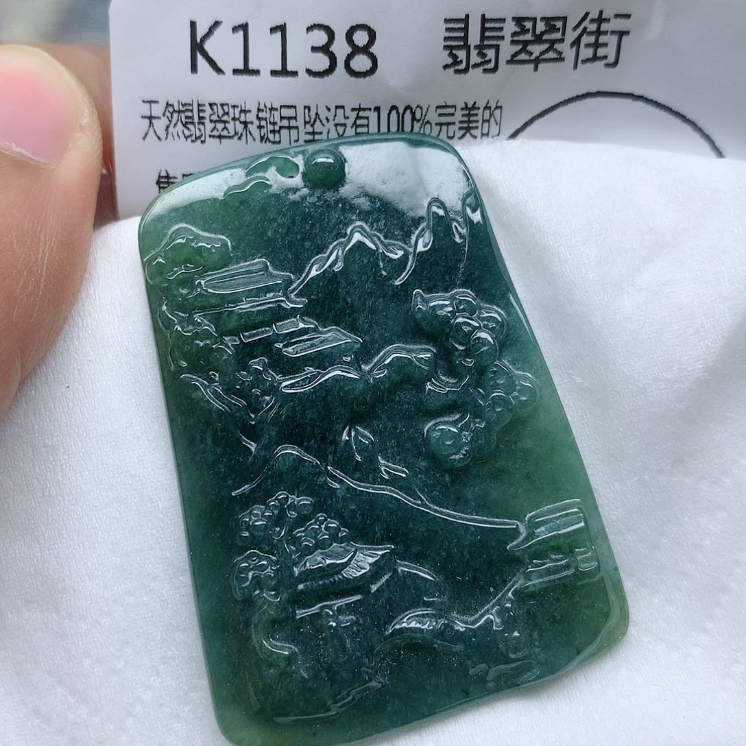 翡翠颈饰未镶嵌手串