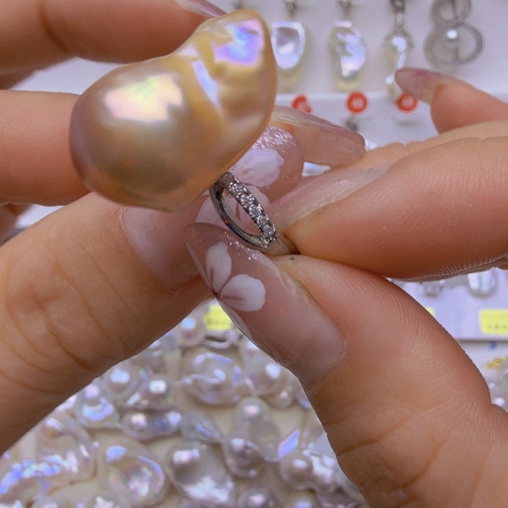 淡水珍珠颈饰未镶嵌