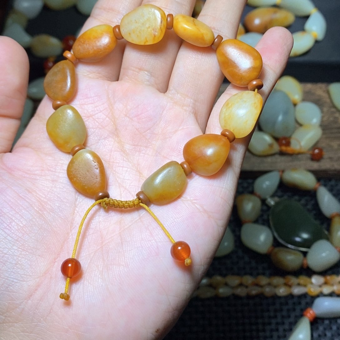 和田玉手链未镶嵌村***饭