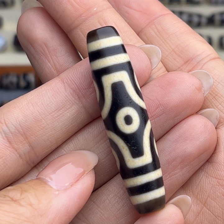 魔***人玛瑙/玉髓未镶嵌颈饰