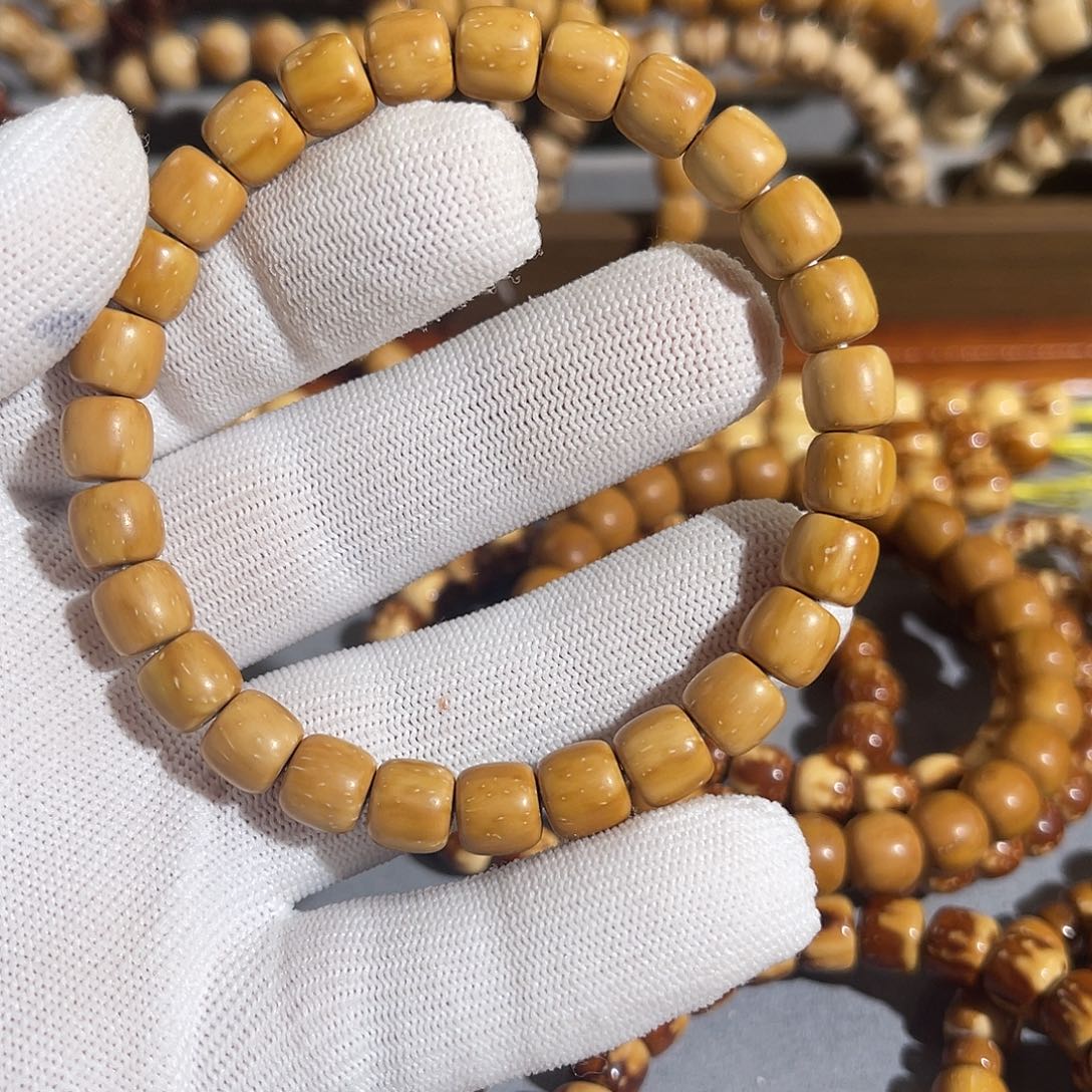 L***…吊坠紫金鼠紫金鼠实心土豪金