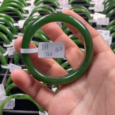 和田玉（碧玉）手镯未镶嵌@**?