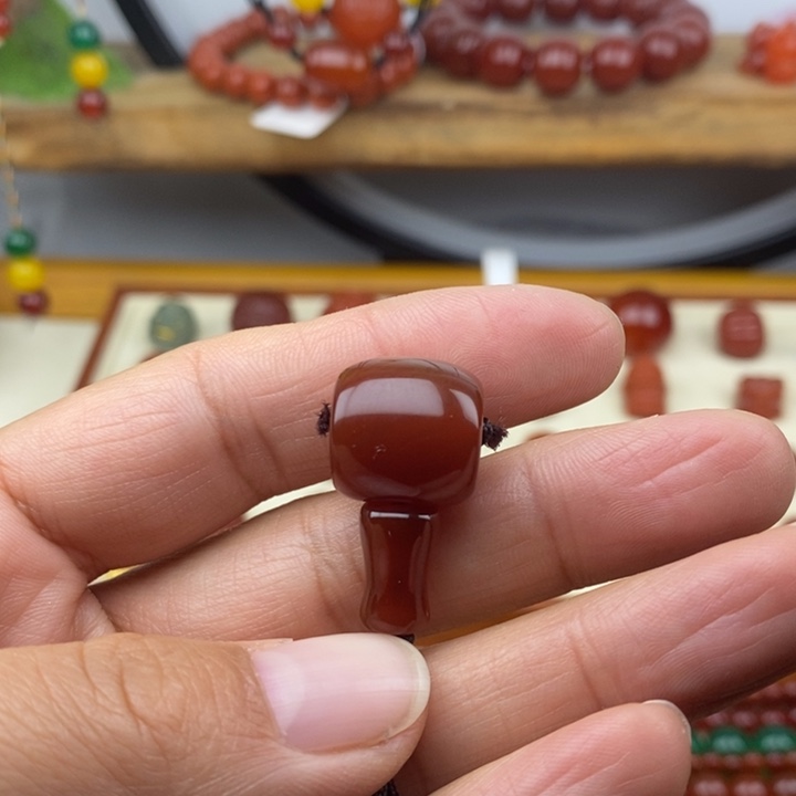 大***后玛瑙/玉髓未镶嵌珠宝奇石