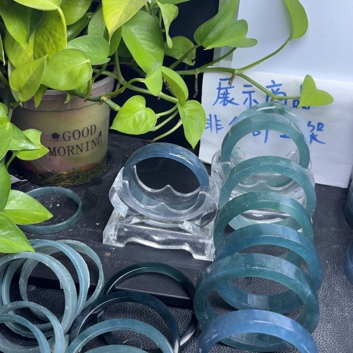 定制翡翠翡翠手镯未镶嵌
