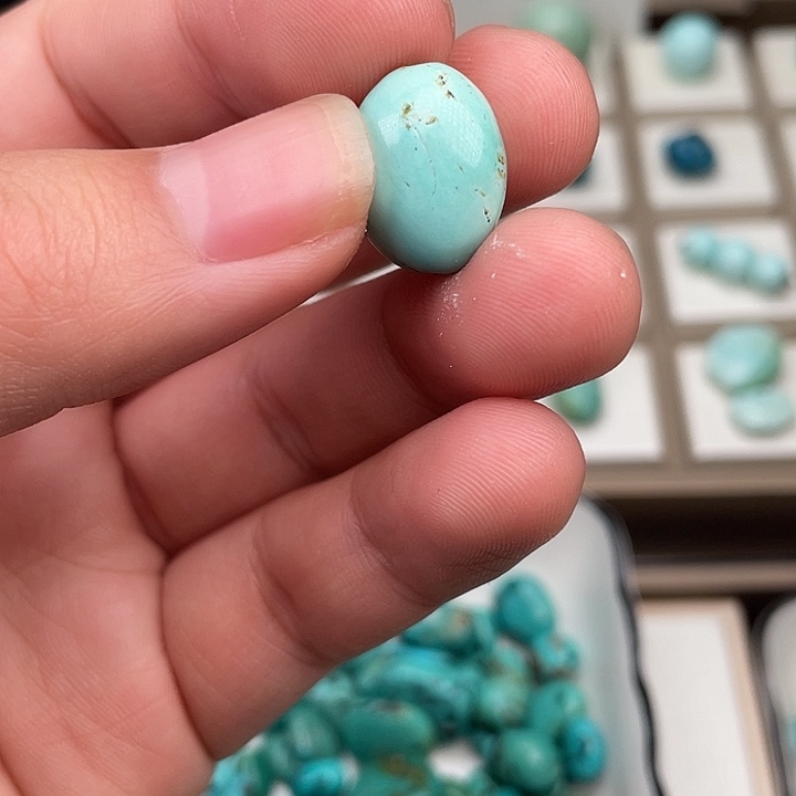 绿松石未镶嵌吊坠