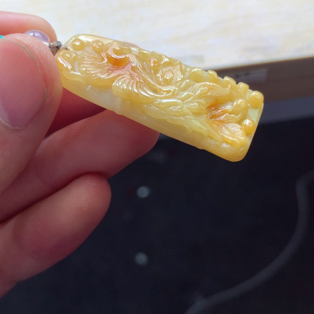 翡翠颈饰未镶嵌吊坠