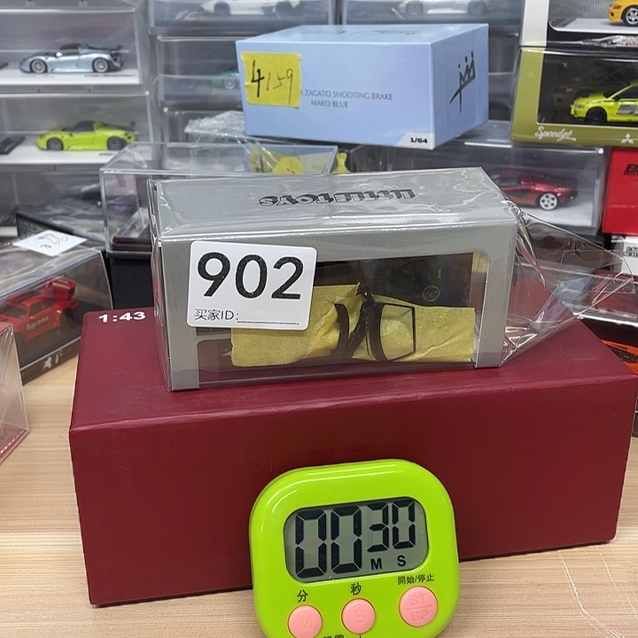 编号902合金车模模型