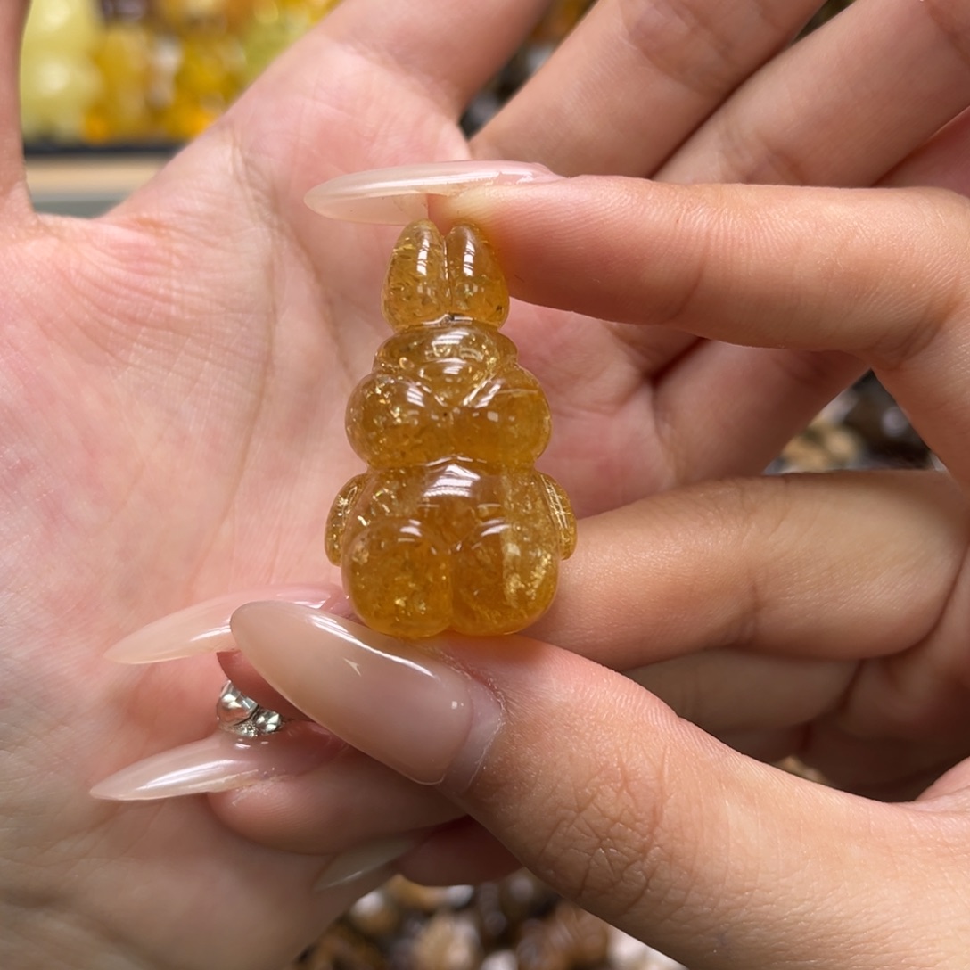 琥珀未镶嵌裸石天然琥珀蜜爆闪兔子可手串吊坠