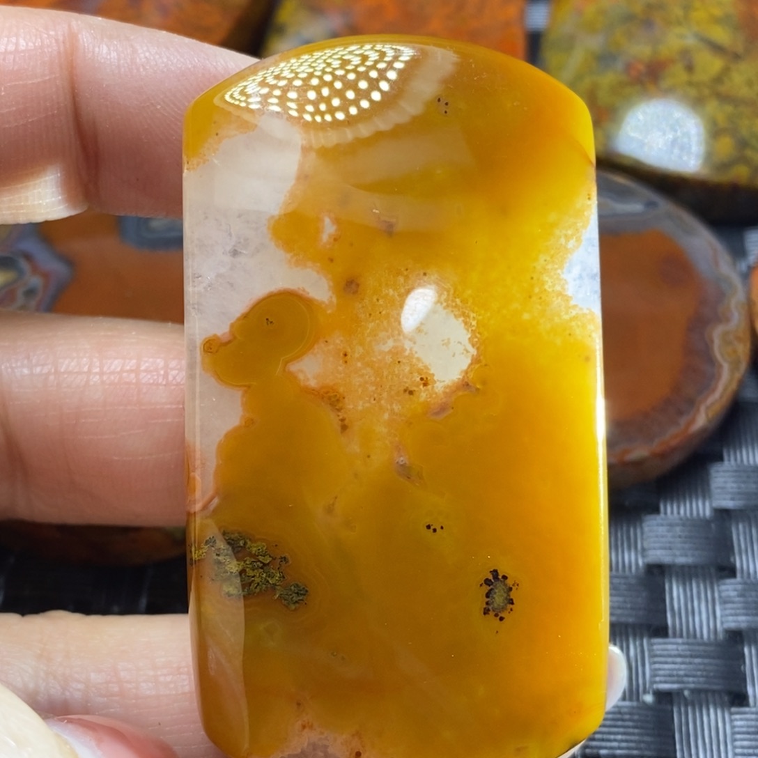 玛瑙/玉髓挂坠未镶嵌