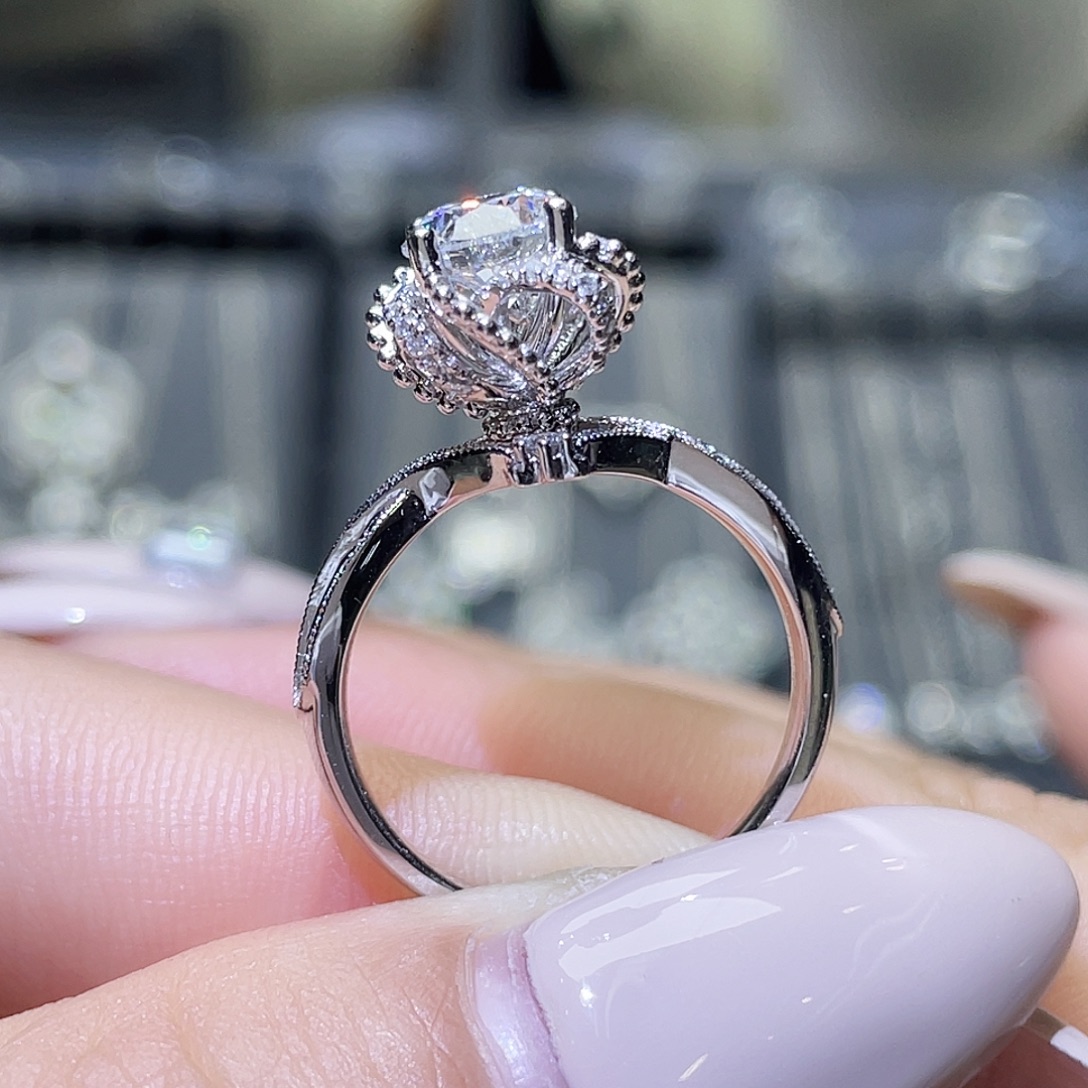 铂Pt950镶嵌实验室培育钻石1ct 玫瑰喷泉 13号