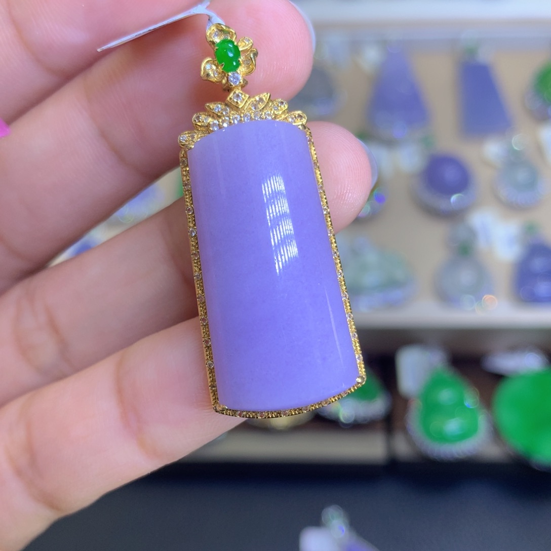 翡翠耳饰18K金镶嵌翡翠