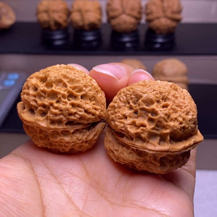 把件文玩核桃火焰绣球55