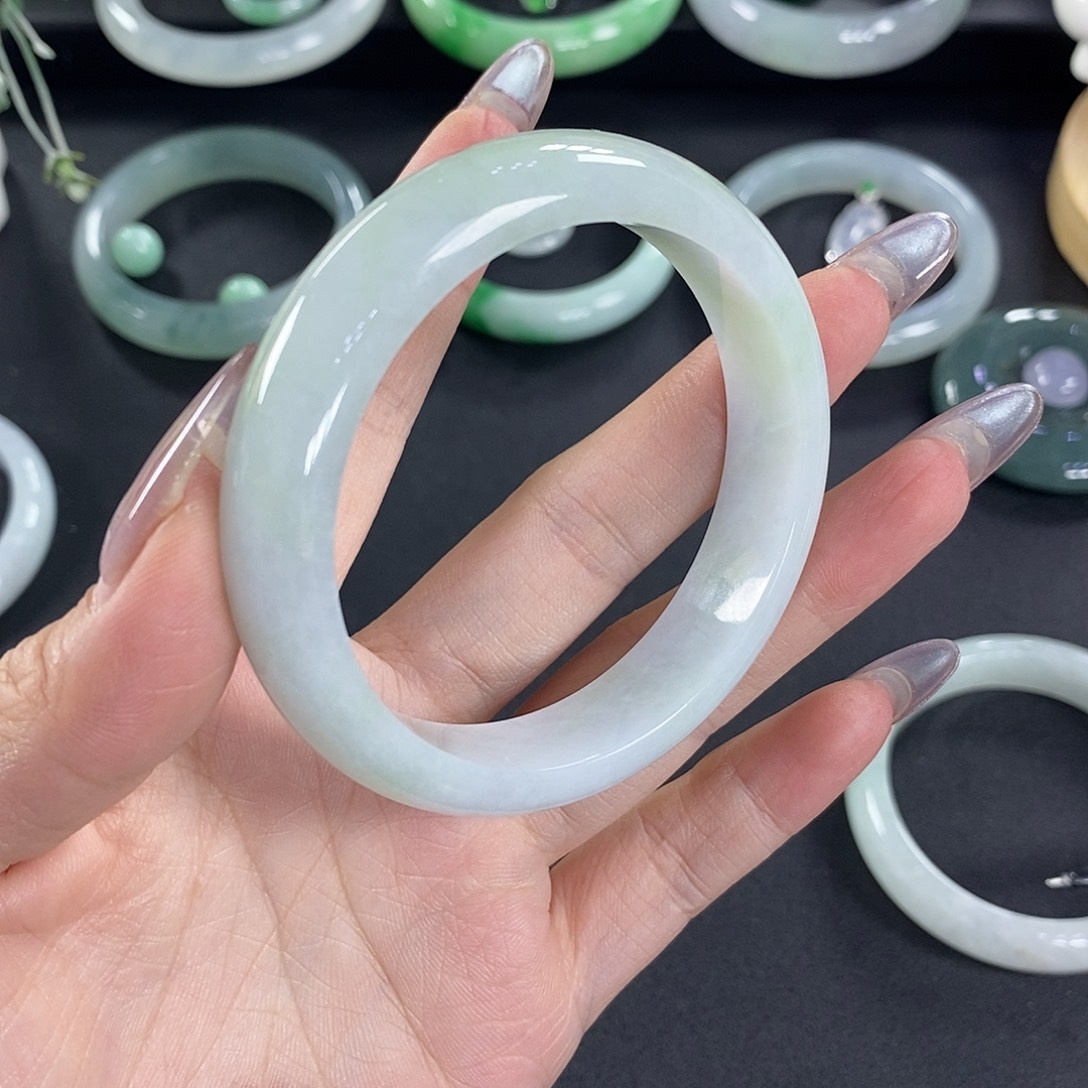 翡翠手镯未镶嵌天然翡翠手镯56