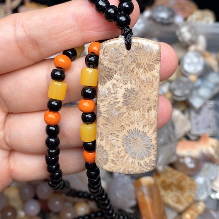 硅化珊瑚（珊瑚玉）手镯未镶嵌