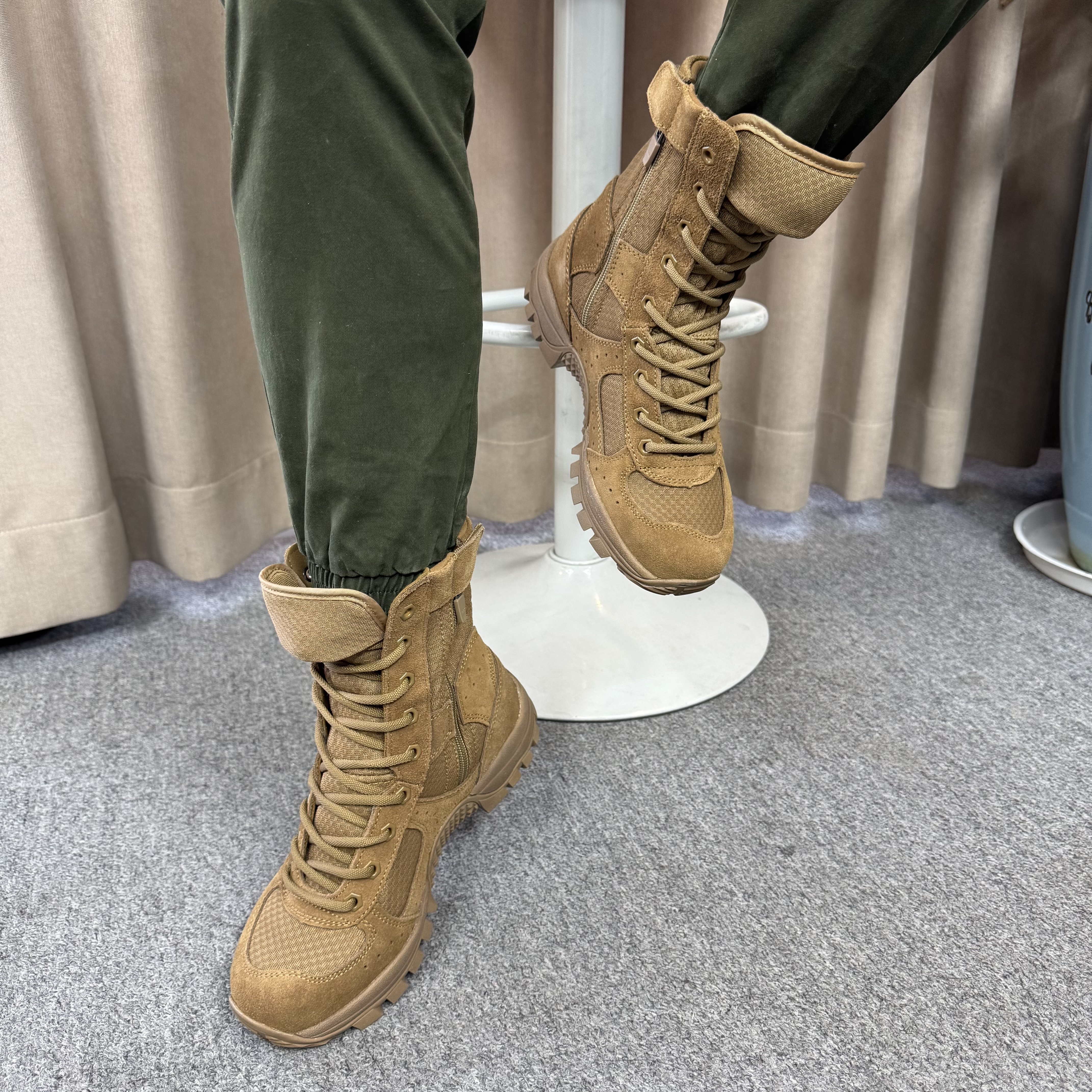 牛皮网面超轻户外棕色高帮男女同款防滑耐磨鞋徒步登山鞋