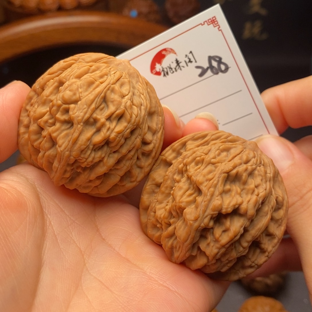 把件文玩核桃河****儿268号45全品麦穗虎头