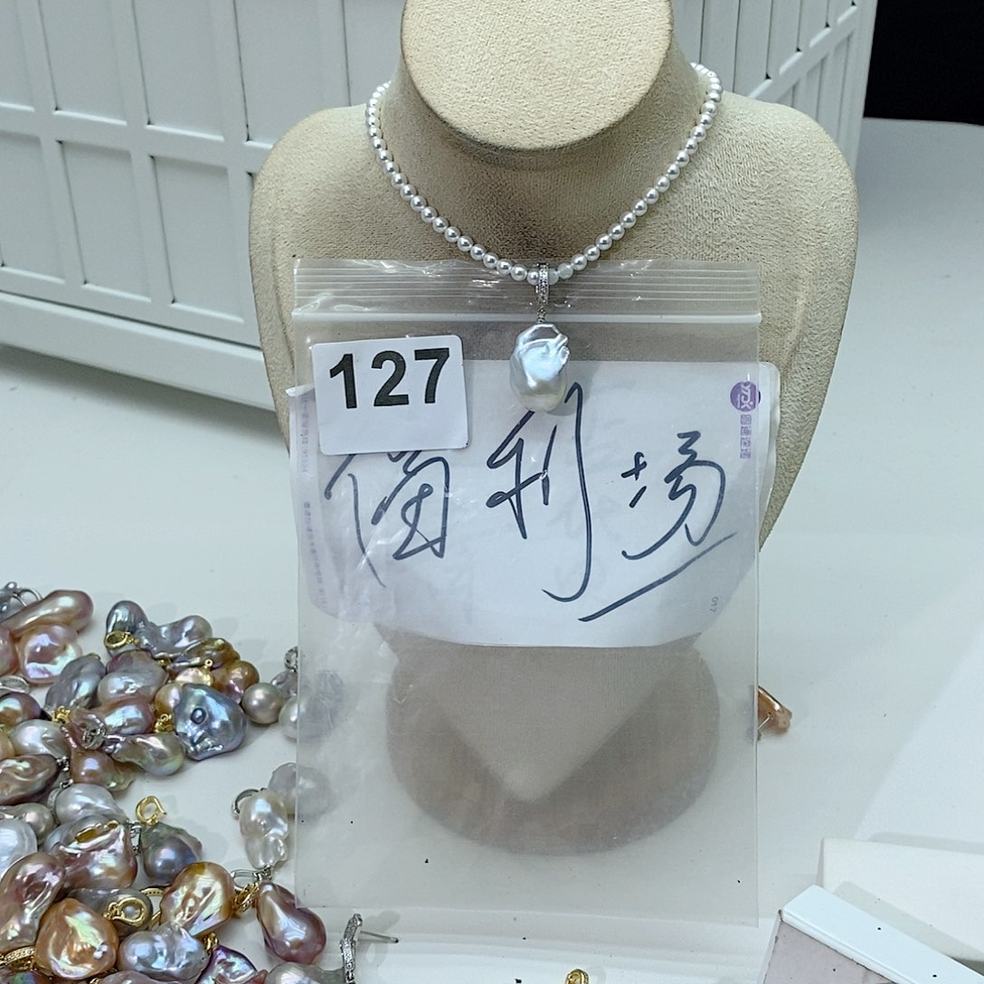 淡水珍珠颈饰合金