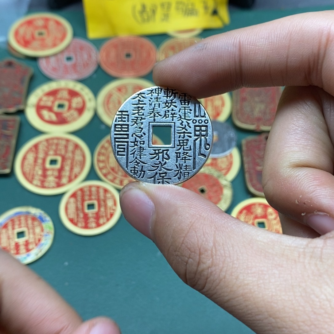 3.0cm白铜山鬼小号一个