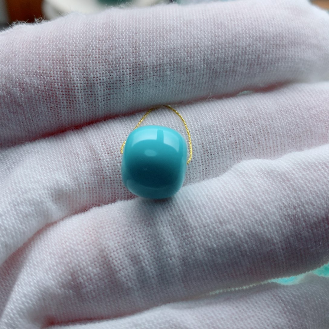 绿松石颈饰未镶嵌