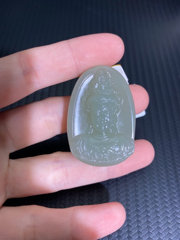 精品和田玉观音挂件