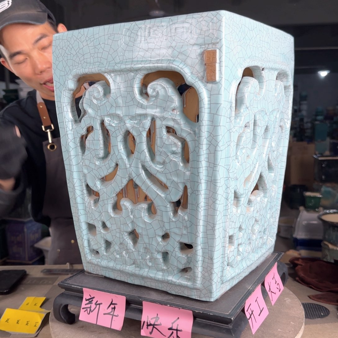 一风堂石湾花盆。