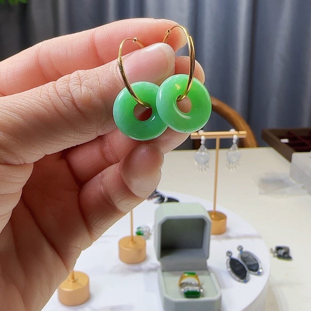 翡翠耳饰银S925镶嵌天然缅甸a货翡翠