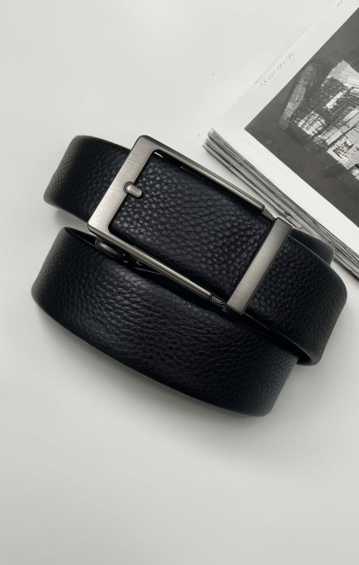 真牛皮皮带男士时尚轻奢男款百搭商务休闲青年牛皮内穿自动扣腰带