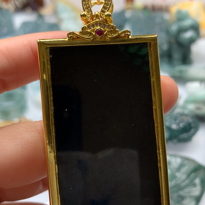 翡翠颈饰未镶嵌保真天然A货翡翠