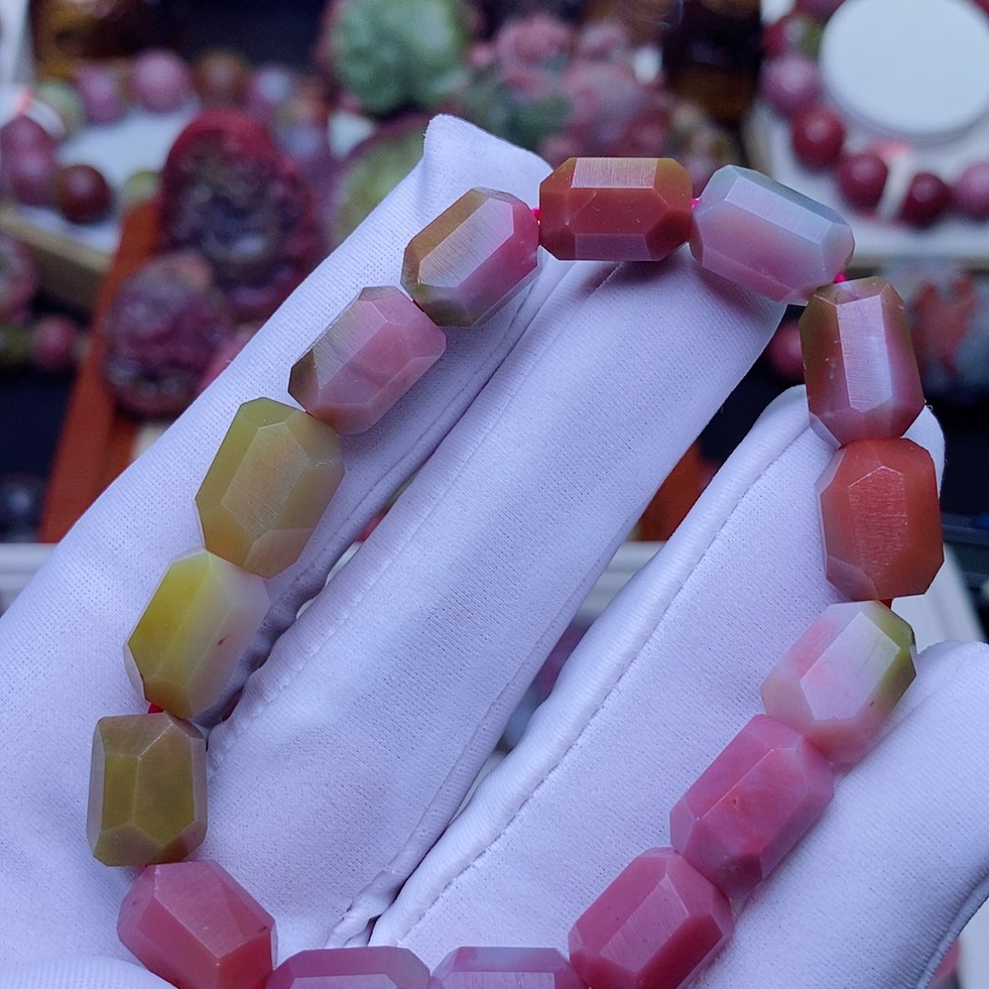 玛瑙/玉髓珠宝奇石未镶嵌盐源玛瑙定制