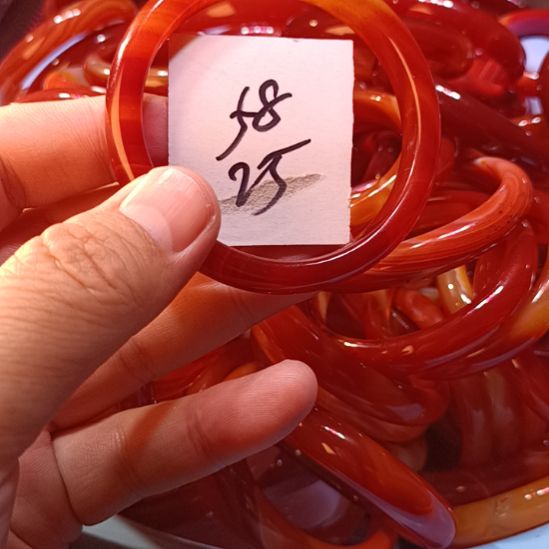 玛瑙/玉髓未镶嵌手镯